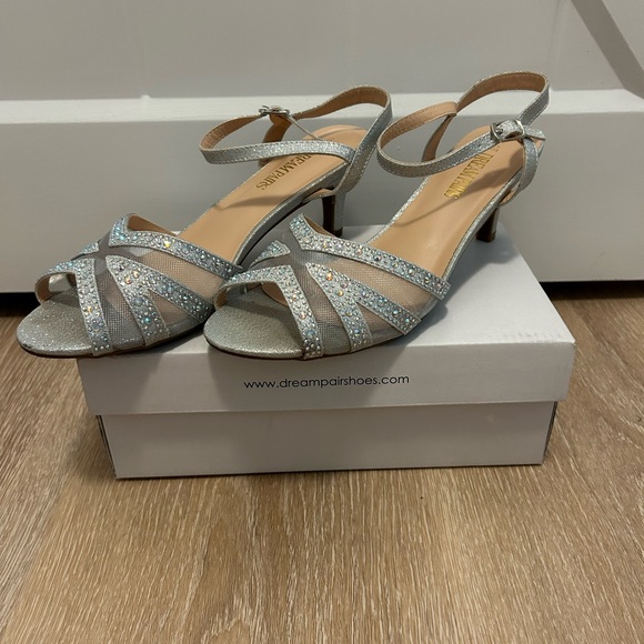 Dream Pairs Nina Low Pump Sandal - Picture 4 of 4